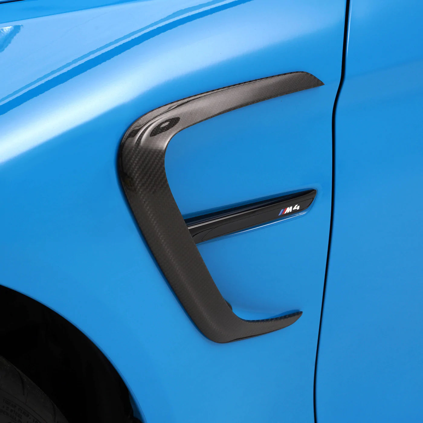 ADRO M4 F82 CARBON FIBER FENDER COVER