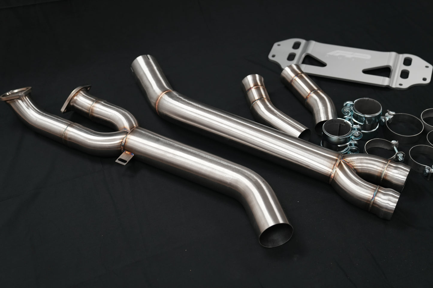 FP AUTO BMW M3/4 G8x S58 Single midpipe (Brace Included)