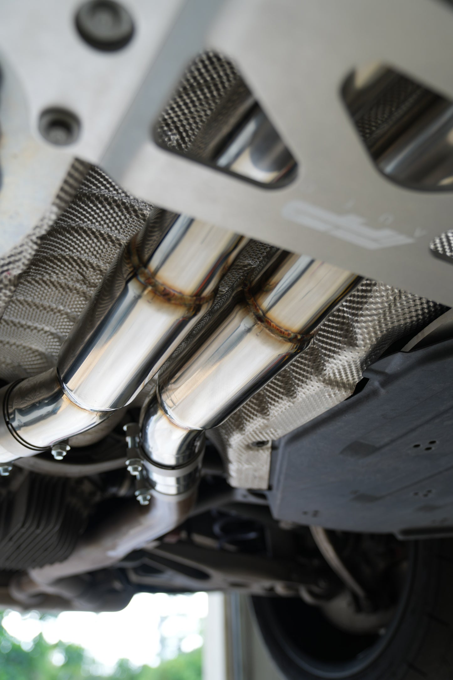 FP AUTO BMW M3/M4 G8X MO-FLOW 4" S58 Resonated Single Midpipe (Brace Included)